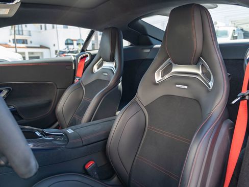 Used 2025 Mercedes-Benz AMG GT 63 image 22