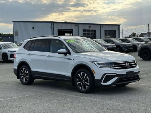 Used 2023 Volkswagen Tiguan S FWD image 7