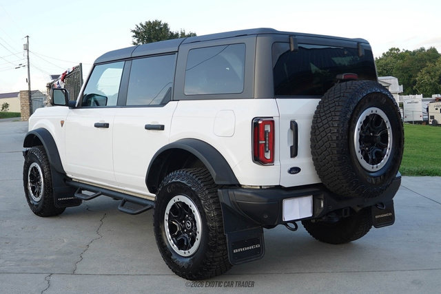 Used 2023 Ford Bronco Badlands w/ Sasquatch Package AWD/4WD image 6