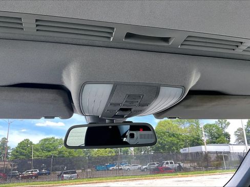 Used 2011 Mercedes-Benz E 350 Sedan image 34