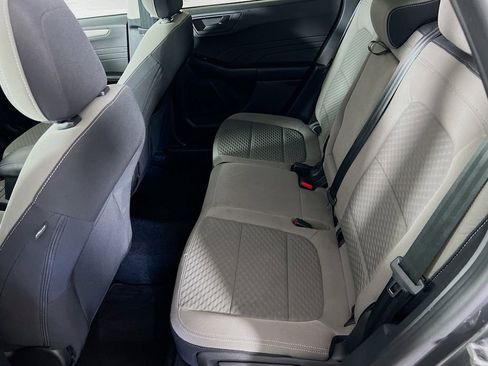 Used 2022 Ford Escape SE w/ SE Sport Appearance Package FWD image 23