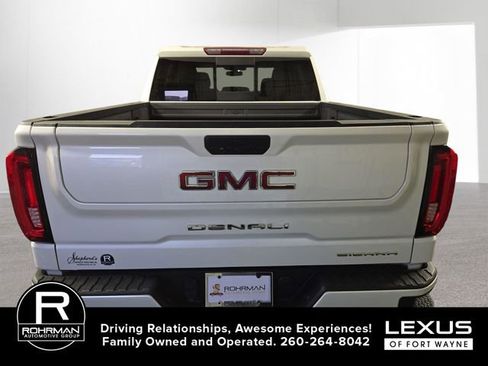 Used 2019 GMC Sierra 1500 Denali AWD/4WD image 8