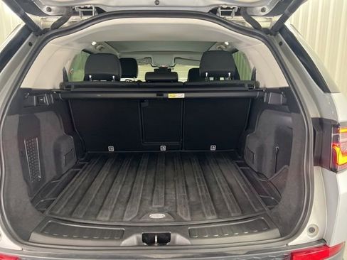 Used 2021 Land Rover Discovery Sport SE image 30