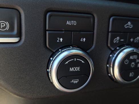 Certified 2023 GMC Sierra 1500 Elevation AWD/4WD image 26