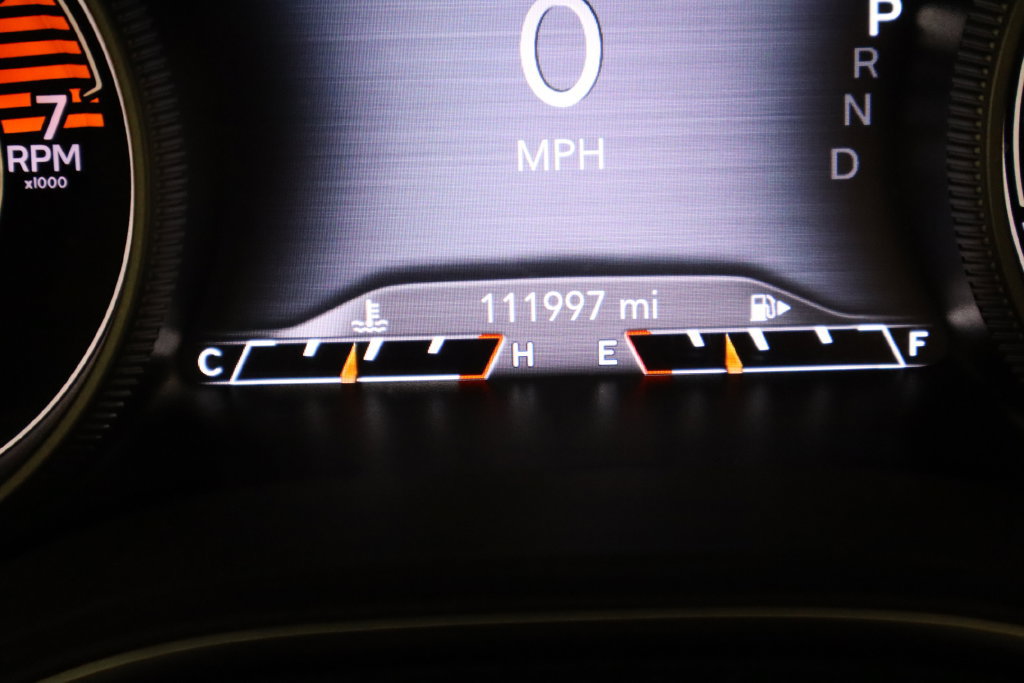 Used 2019 Jeep Cherokee Limited FWD image 39