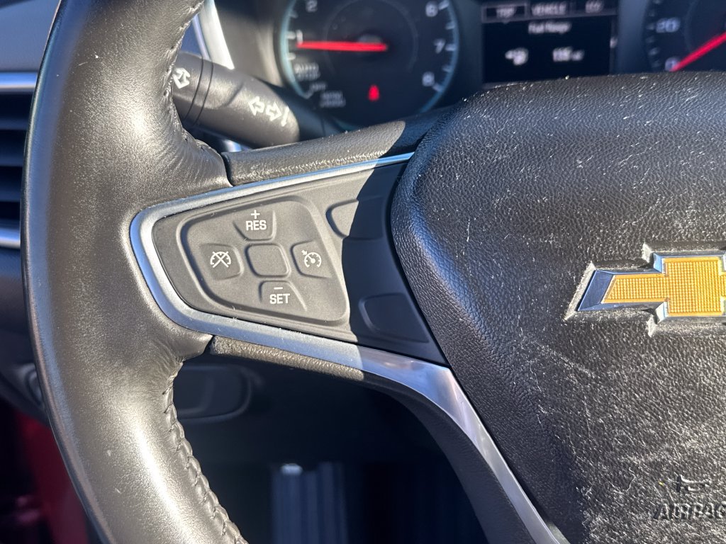 Used 2018 Chevrolet Equinox LT FWD image 15