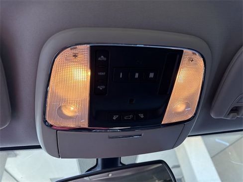 Used 2014 Dodge Durango Limited w/ Premium Group image 26