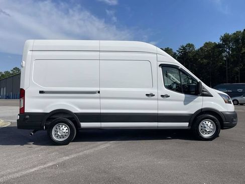 Used 2026 Ford Transit 250 148 High Roof RWD image 3