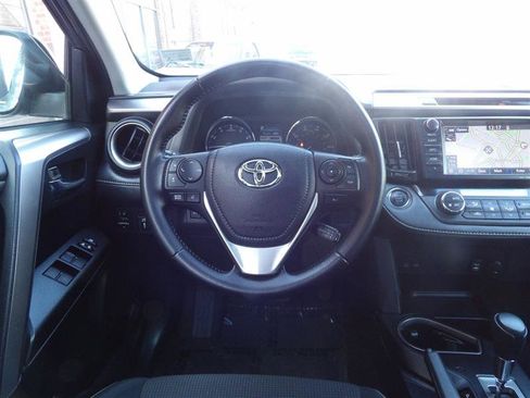 Used 2016 Toyota RAV4 XLE image 19