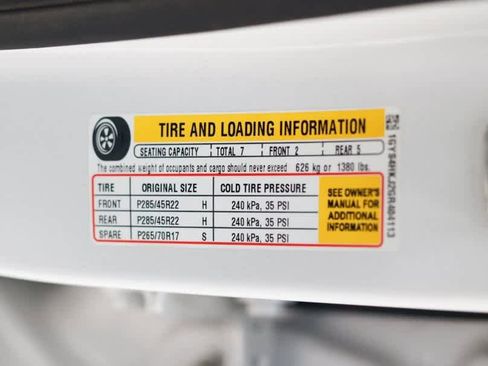 Used 2016 Cadillac Escalade ESV Luxury image 45