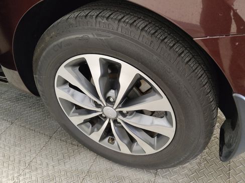 Used 2018 Kia Sedona SX FWD image 31