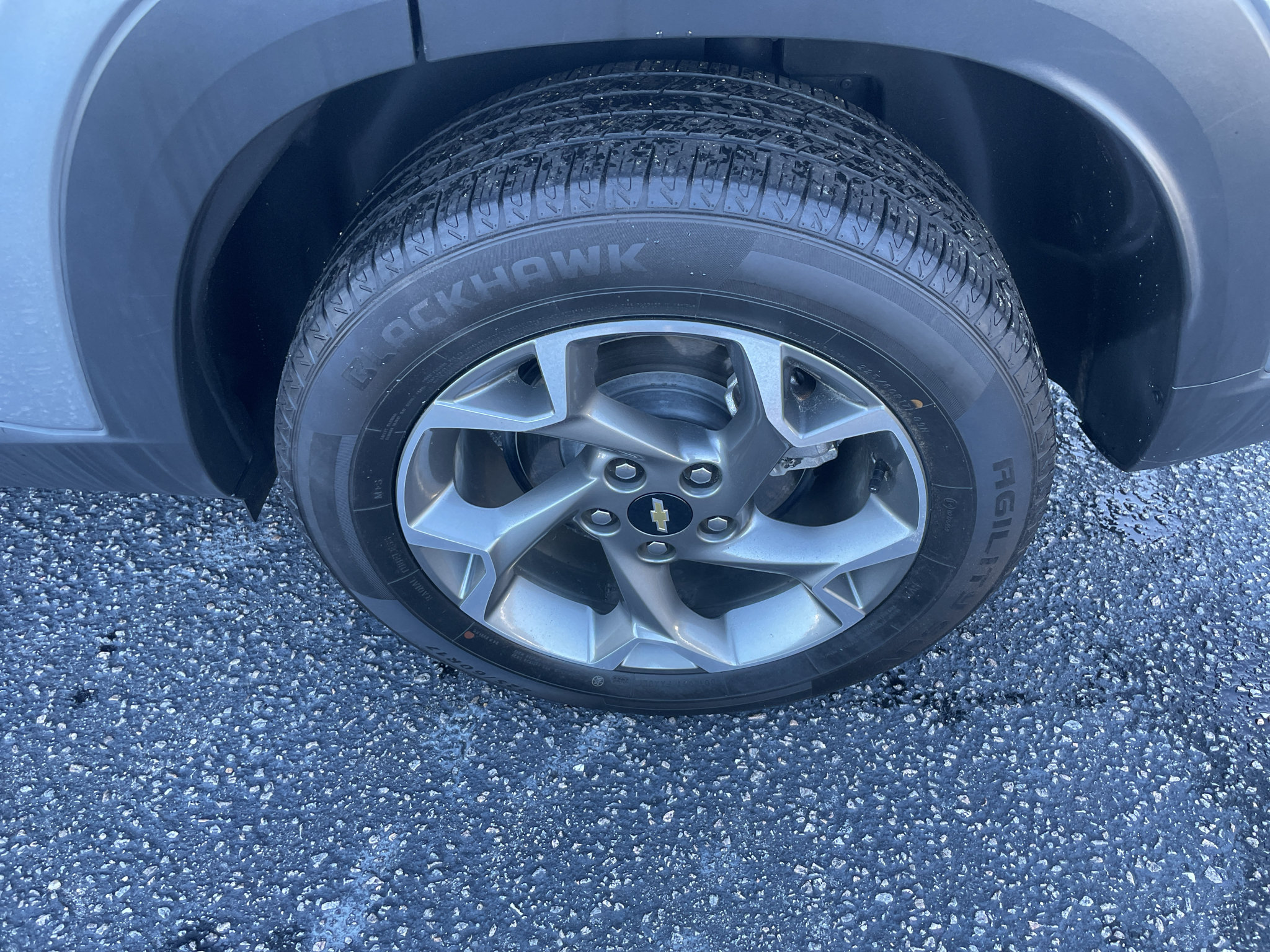Certified 2025 Chevrolet Trax LT FWD image 5