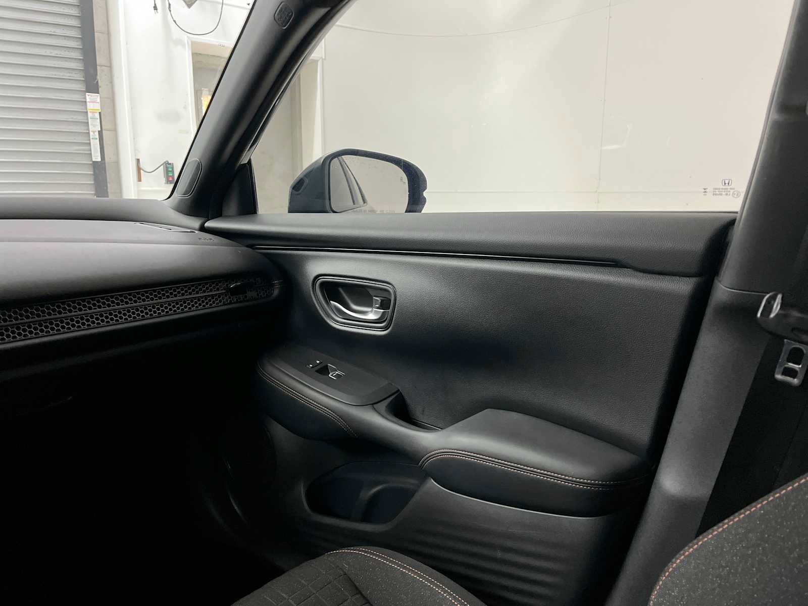 Used 2024 Honda HR-V Sport image 11