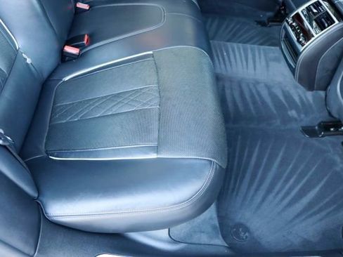 Used 2019 BMW 740i w/ Executive Package image 20