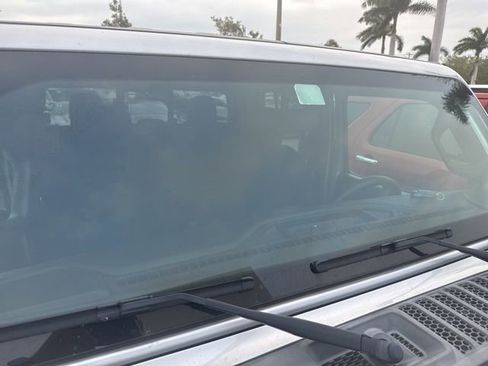 Used 2023 Jeep Gladiator Sport image 14