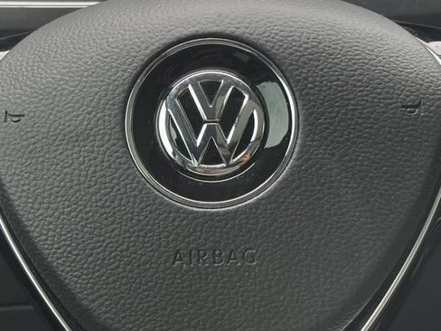 Used 2019 Volkswagen Tiguan SEL AWD/4WD image 13