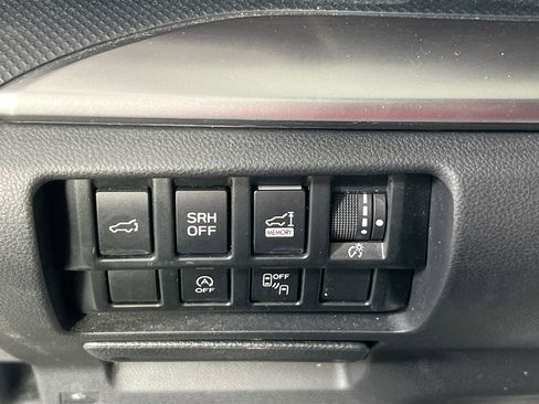 Used 2022 Subaru Forester Premium image 10