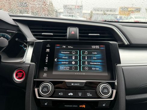 Used 2017 Honda Civic Touring image 27