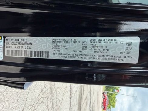 Used 2022 Jeep Wrangler Unlimited Rubicon 4xe w/ Cold Weather Group AWD/4WD image 47