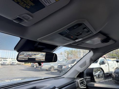 Used 2022 Toyota Tundra SR5 image 21