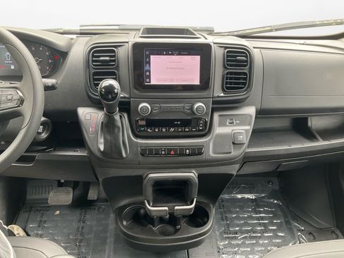 Used 2025 RAM ProMaster 1500 w/ Convenience Group FWD image 10