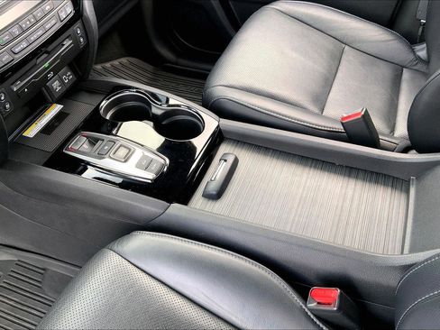 Used 2019 Honda Pilot Elite image 15