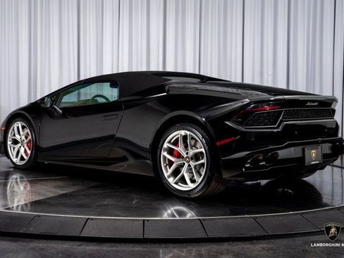 Used 2019 Lamborghini Huracan LP 580-2 image 13