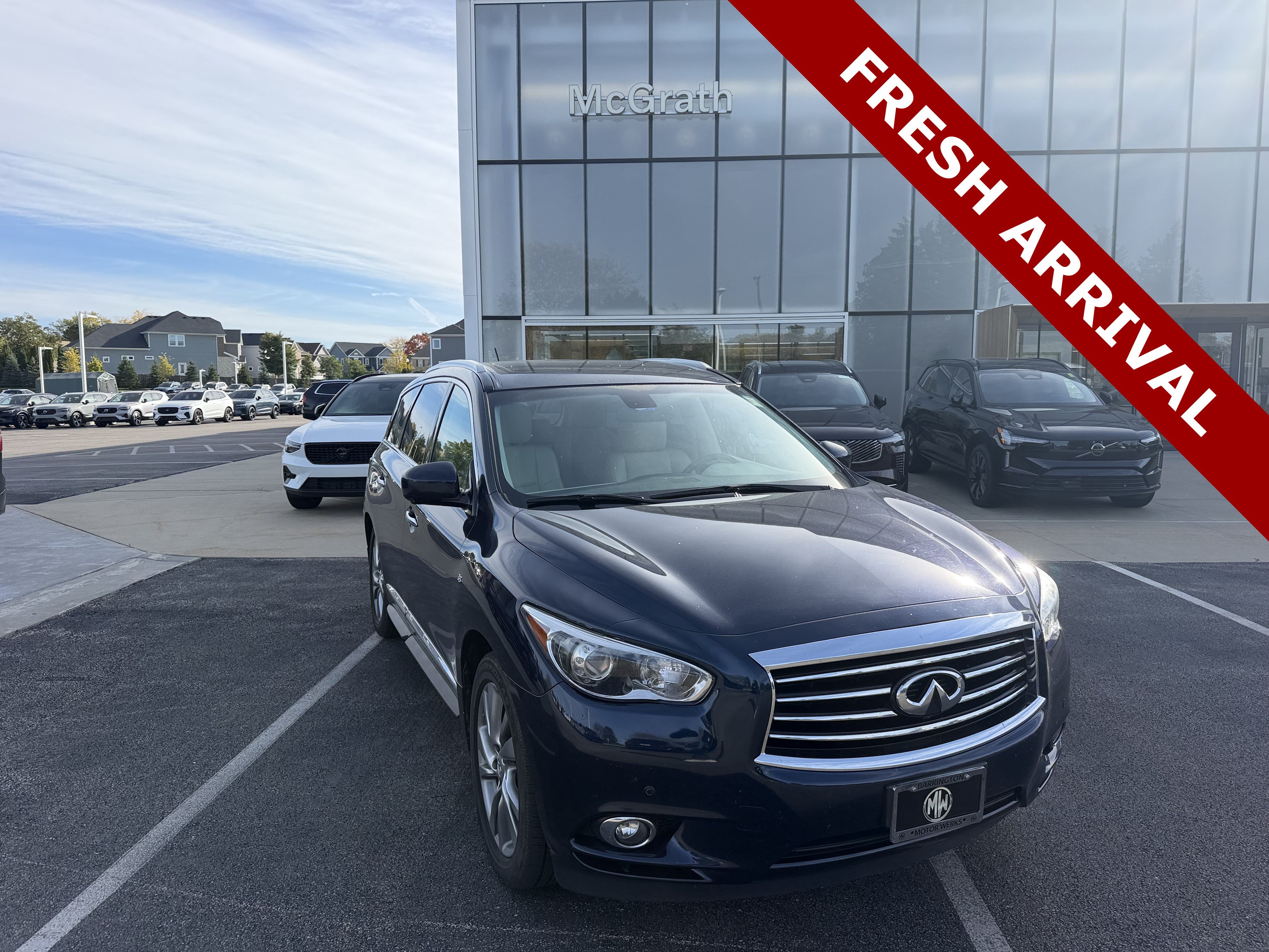 Used 2015 INFINITI QX60 Luxe w/ Deluxe Touring Package AWD/4WD image 1