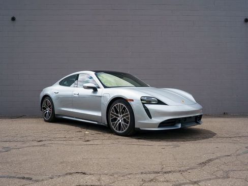 Certified 2020 Porsche Taycan Turbo AWD/4WD image 9