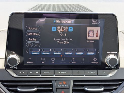 Used 2025 Nissan Altima 2.5 SV FWD image 24