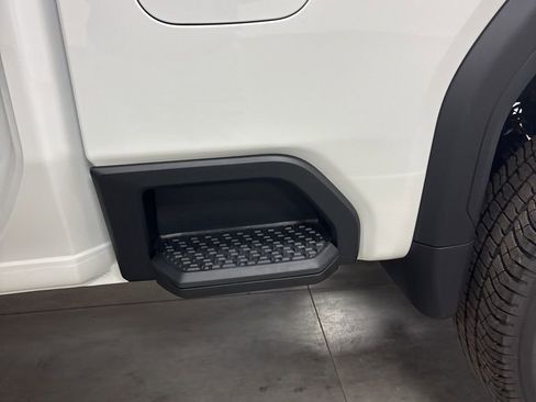 New 2026 GMC Sierra 2500 Pro w/ 1SA Pro Safety Plus Package image 24