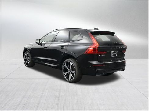 New 2025 Volvo XC60 T8 Ultra w/ Protection Package Premier AWD/4WD image 3