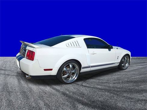 Used 2007 Ford Mustang Shelby GT500 image 4