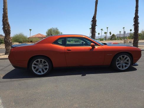 Used 2020 Dodge Challenger R/T image 15