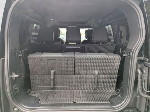 Used 2023 Land Rover Defender 110 X image 16