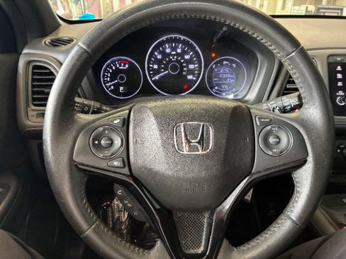 Used 2019 Honda HR-V Sport image 21