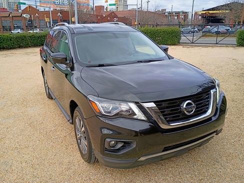 Used 2020 Nissan Pathfinder SL image 20