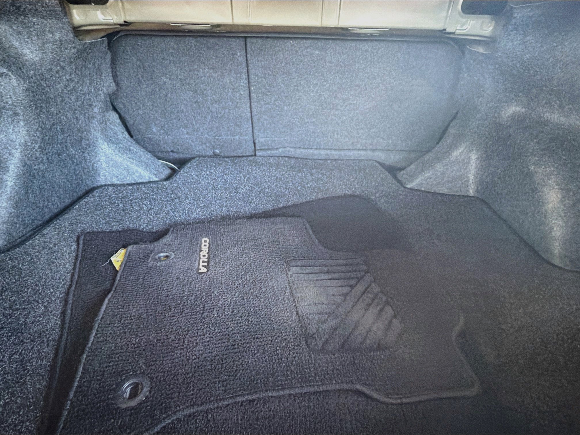 Used 2018 Toyota Corolla L FWD image 27