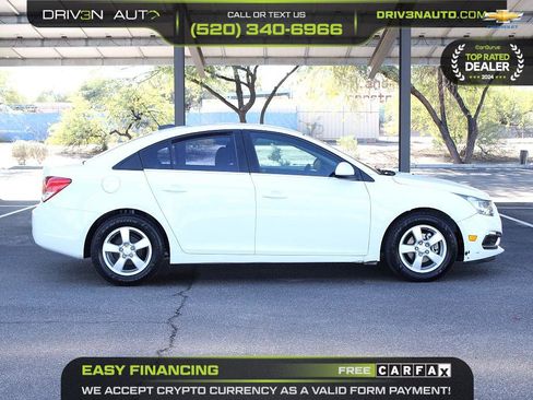 Used 2016 Chevrolet Cruze LT image 8