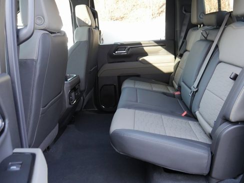 New 2026 Chevrolet Silverado 2500 ZR2 image 27