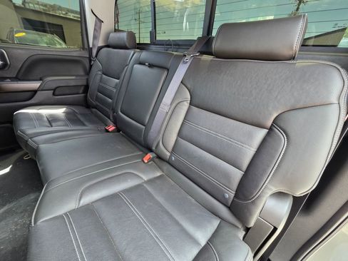 Used 2018 GMC Sierra 1500 Denali w/ Denali Ultimate Package AWD/4WD image 10