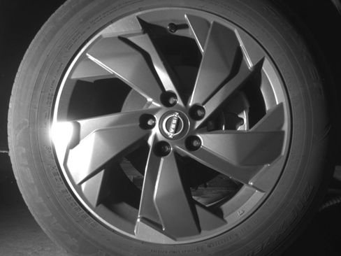 Used 2025 Nissan Rogue SV FWD image 16