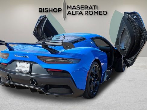 Used 2022 Maserati MC20 Coupe image 13