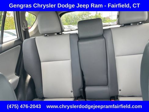 Used 2015 Toyota RAV4 Limited AWD/4WD image 59