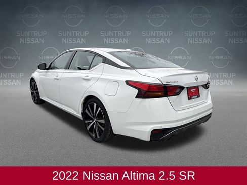 Used 2022 Nissan Altima 2.5 SR image 3