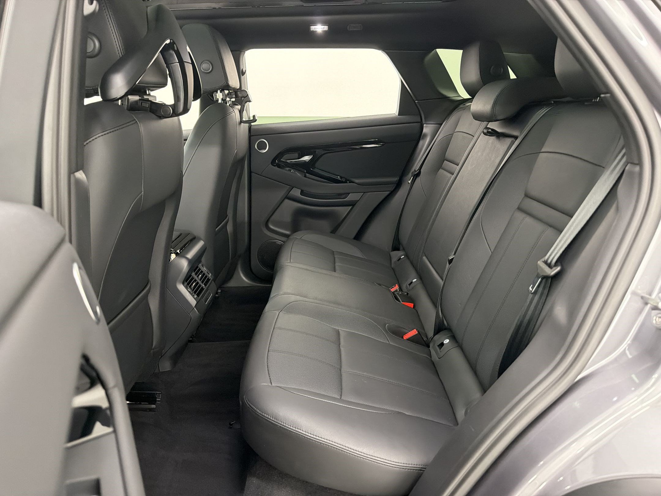 Certified 2026 Land Rover Range Rover Evoque S AWD/4WD image 26