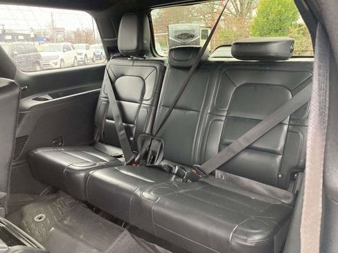 Certified 2022 Lincoln Navigator Reserve image 18