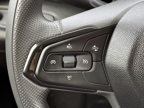 Used 2024 Chevrolet Trax LS w/ LS Convenience Package FWD image 15