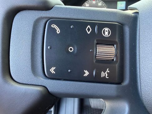 New 2026 Land Rover Defender 110 S AWD/4WD image 11