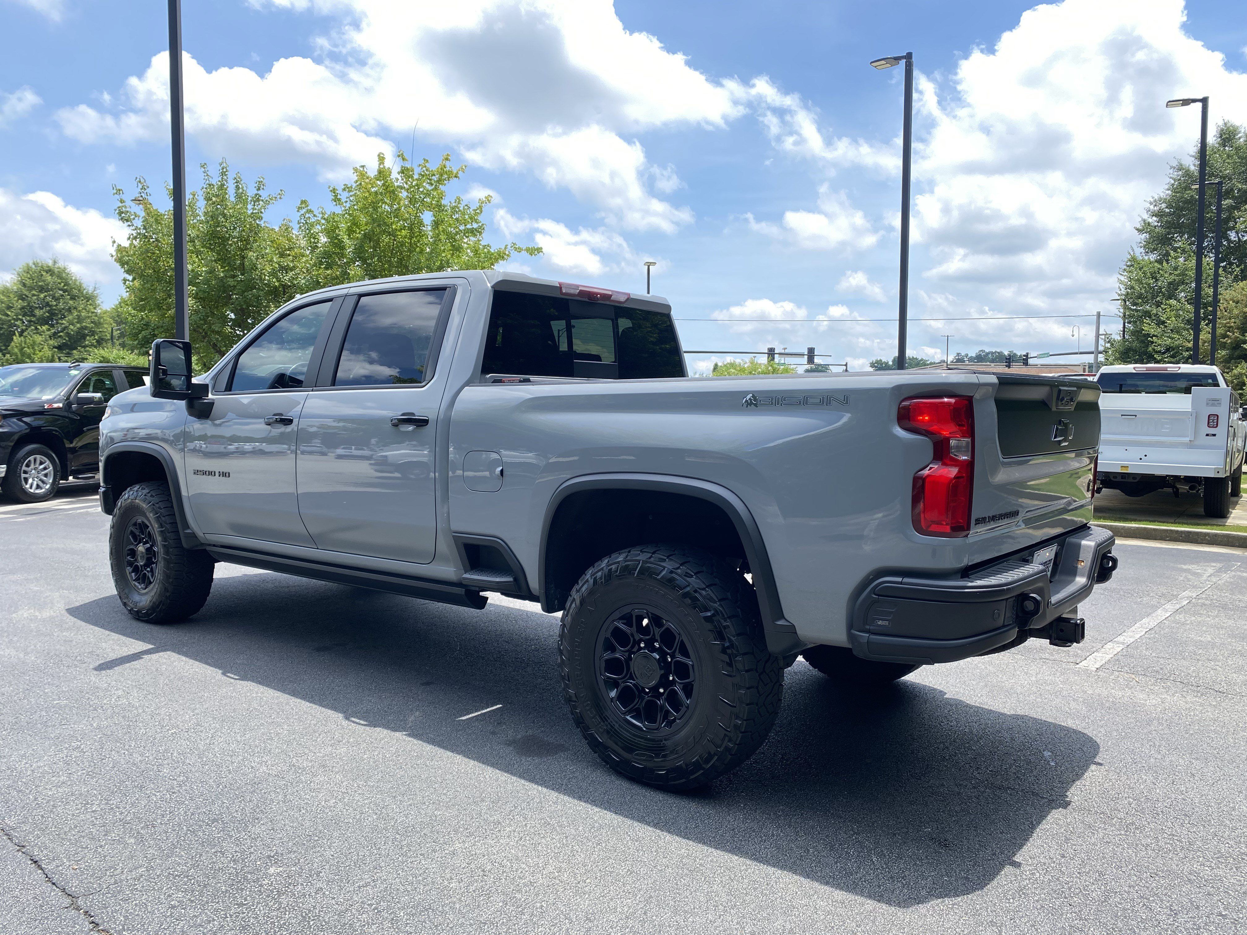 Used 2024 Chevrolet Silverado 2500 ZR2 w/ ZR2 Bison Edition AWD/4WD image 7